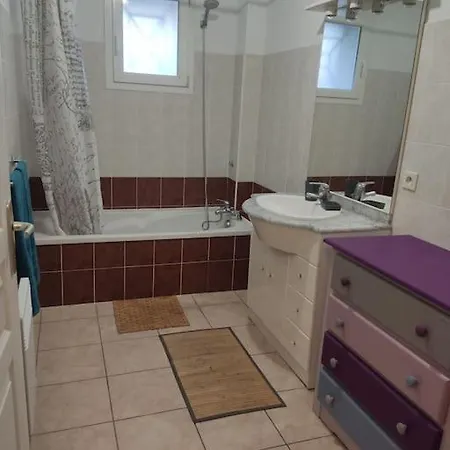 Apartmán Joli Dans Quartier Calme De